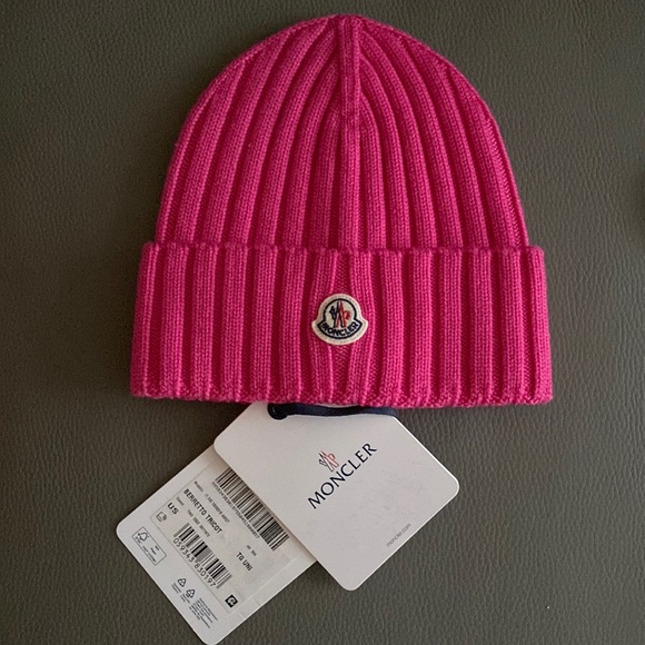 Moncler Accessories - NEW Auth MONCLER beanie/scull HAT virgin wool; Unisex; ONE SZ FITS ALL